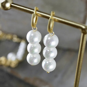 DANSK - Gold Three pearls earring